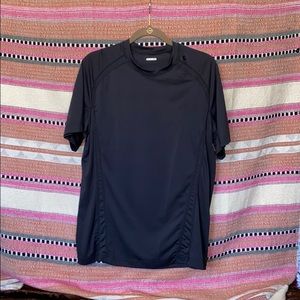 Lululemon black athletic shirt size L 9.5/10